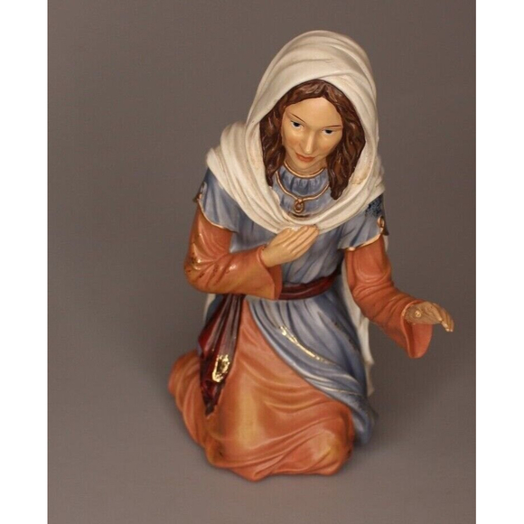 Kirkland Signature Holiday Kirkland Signature Porcelain Nativity